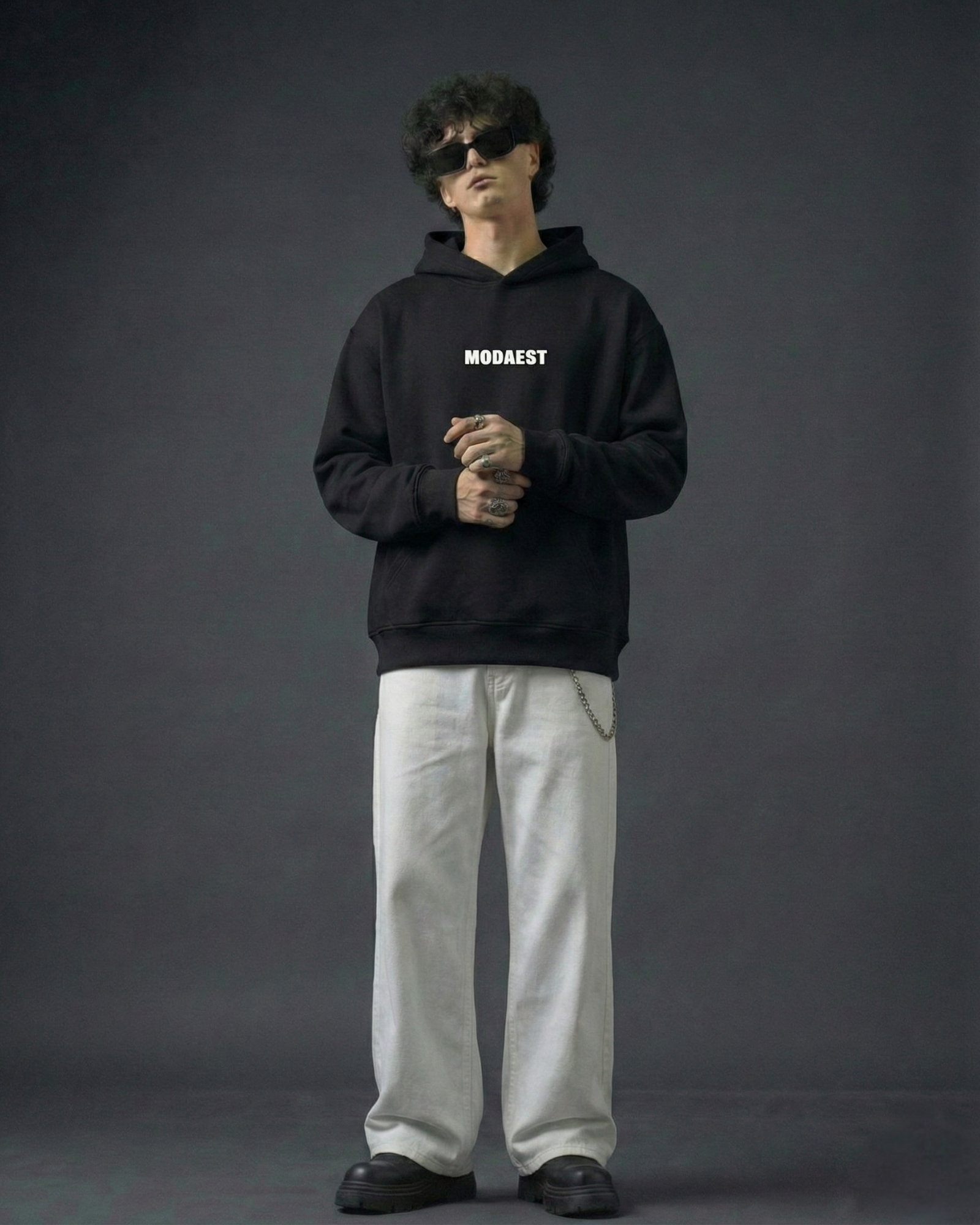 Essential Oversized Hoodie - Black - Modaest
