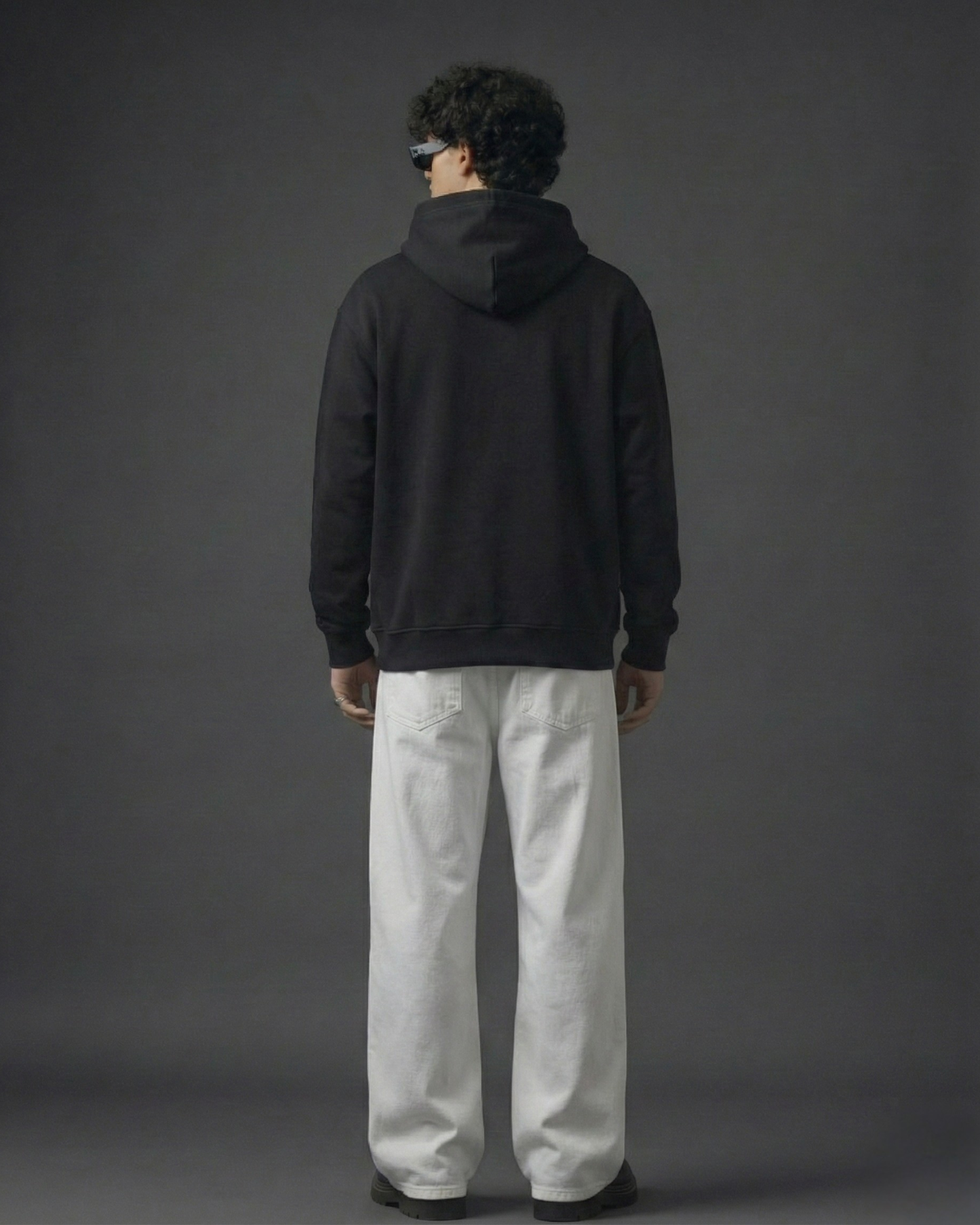 Essential Oversized Hoodie - Black - Modaest